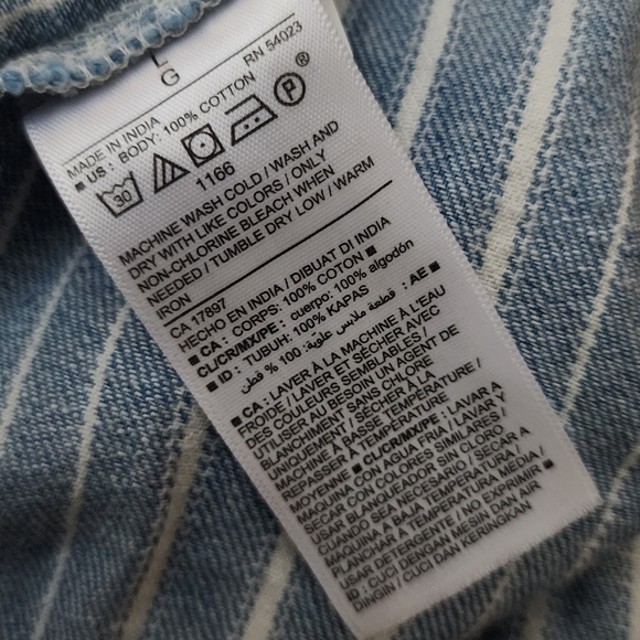 Old Navy Denim Blue White Stripe Women’s Large L Chambray Summer Tank Top EUC - Picture 7 of 7